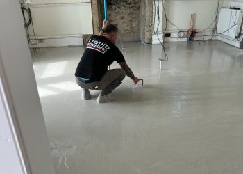 freshly screeded floor