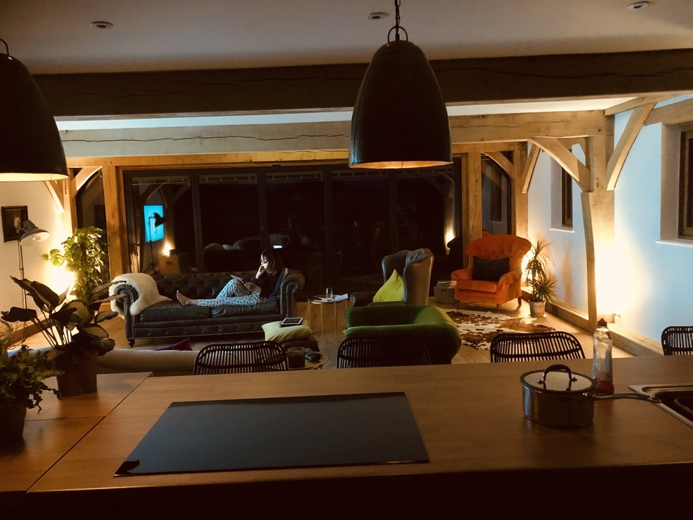 Impressive lounge with oak detail