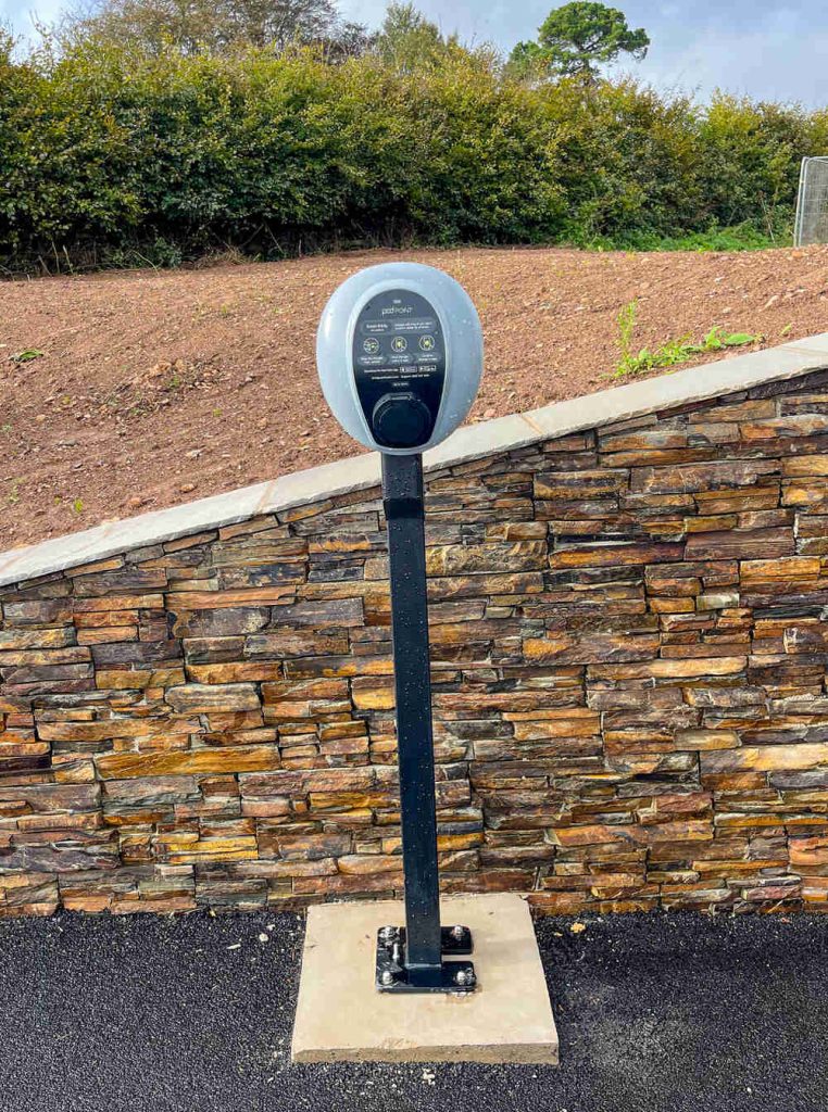 Standalone electric car charging point